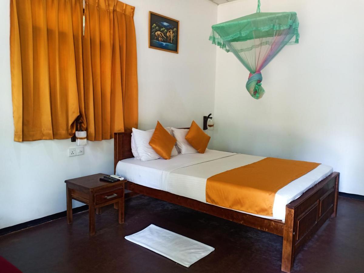 Green View Safari Resort Udawalawe Bagian luar foto